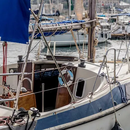 Dream Holiday On The Mediterranean Sea Bateau-hôtel