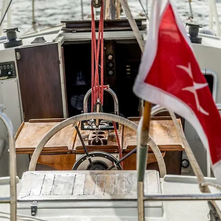 Dream Holiday On The Mediterranean Sea Bateau-hôtel *